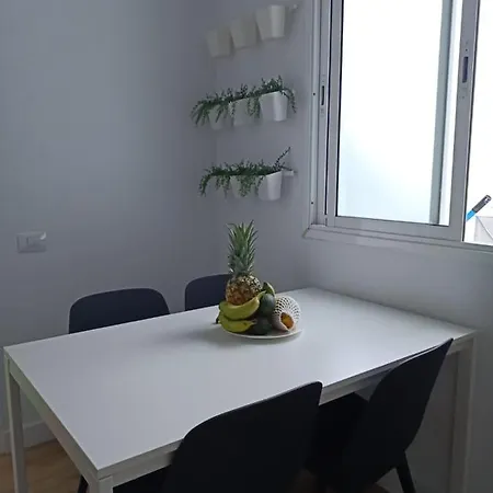 Privada Con Balcon Alloggio in famiglia Vecindario (Gran Canaria)